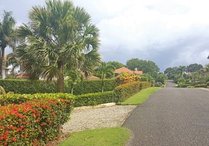 3BD guest-friendly villa with private pool near Sosua clubs/restaurants
