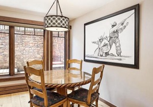 Fasching Haus Unit 12, Lower Level Deluxe Condo w/Open Living Area & Gas Fireplace in Aspen