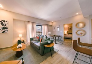 Fully Serviced Apartment at Regatta Living - 9F
