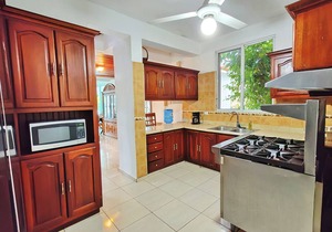 Sosua 9BR Mansion Downtown, Pools, Near Beaches +Bonus