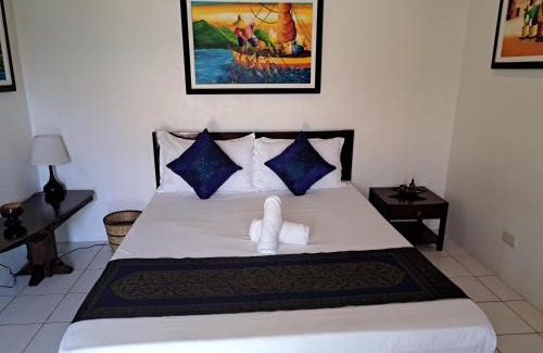 Basdiot House | Palmera Palma Private 1-BR Bungalow #3