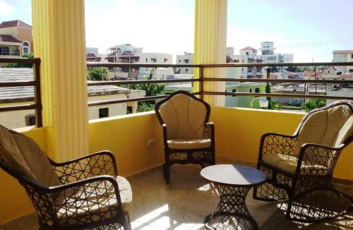Corales del Sur Apartment | 1-Bedroom Apartment with 3 Single Beds Near SDQ Airport Fast Wi-Fi Free Pa