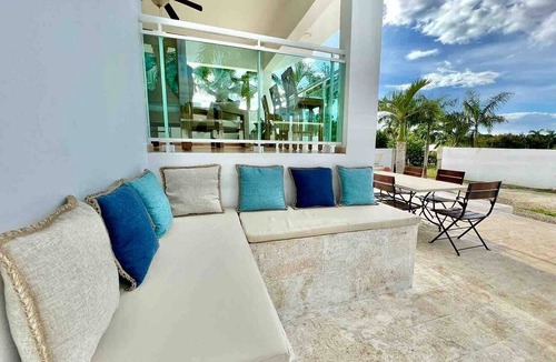Playa Chiquita Villa | 12BR Party Villa: Pool, Private Basketball Court & Billiard!
