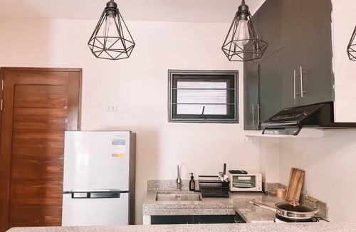 San Fernando Apartment | 1BR Apartment Beach Getaway Perfect for Couples