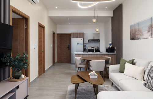 Santo Domingo Oeste Condo | 1BR*King|Plaza Paseo 27+Rooftop| Yellowkey
