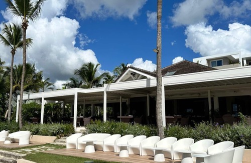 Dominicus Apartment | 1BR Tracadero Lodge, beach access & full amenities