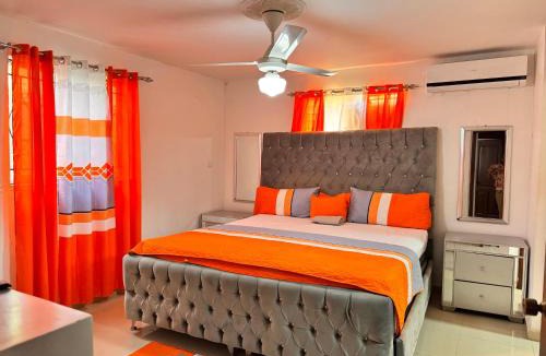 Guaricano Apartment | 1Dom Rep - Huge cozy 3 bedrooms - close to all transportation Jacobo Majluta - Residencial Paradise V Colina Arroyo 1