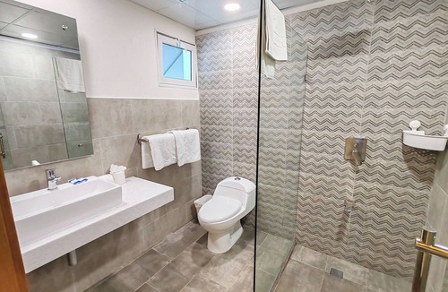 El Batey Hotel | 21 BR Sosua Stunning Bach Compound +Bonus