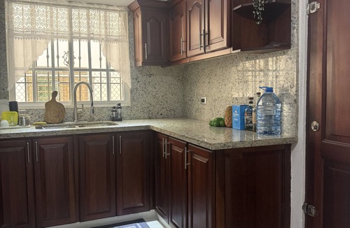 Mirador Sur Apartment | 3-Bedroom Apartment in Mirador Norte/Bella Vista - Wifi, Wash/Dryer, Master Bdrm