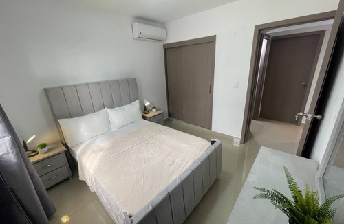 Renacimiento Apartment | 3-bedroom apartment in peaceful Santo Domingo with AC