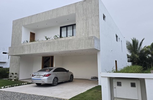 El Soco Villa | 3-bedroom villa in wonderful La Caña/Playa Nueva Romana with pool, AC