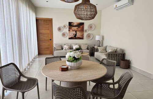 El Soco Villa | 3-bedroom villa in wonderful La Caña/Playa Nueva Romana with pool, AC