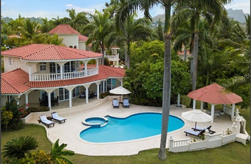 Los Brazos Villa | 3 BEDROOM VILLIAS A MUST STAY [crown villas] VIP BENEFITS