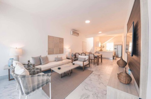Las Terrenas Apartment | 3br-Penthouse w/jacuzzi incl at Lake View