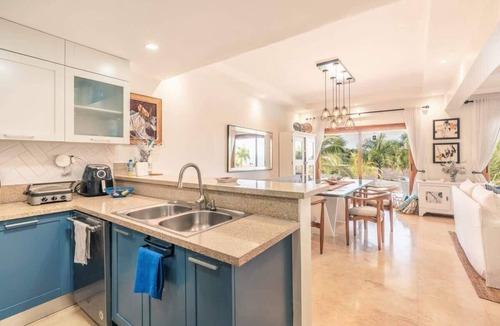 Puerto Bahia Villa | 3BR villa | 10 guests | Amazing views and pool