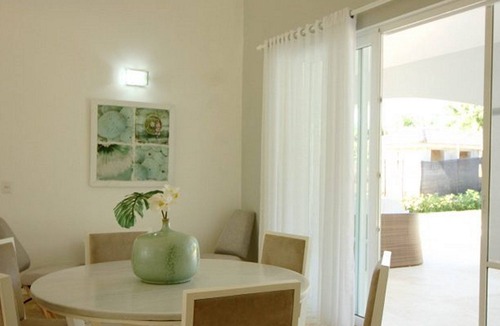 Urbanizacion Tavarez Villa | 4BD guest-friendly villa, 5 TVs, fast internet, AC also in living room, near all