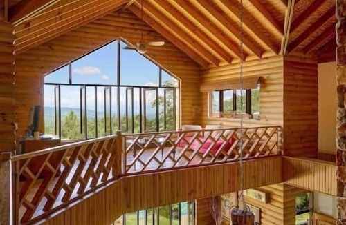 La Vega Province Villa | 4BR 🔆Wood〽️Luxury Mountain⛰Villa @Jarabacoa▪️Family▪️ Heated Pool▪️BBQ