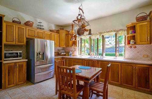La Vega Province Villa | ®4BR{Wood~Mountain~Villa} @Jarabacoa +Heated Pool