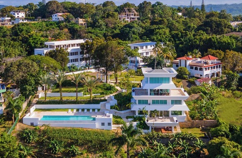 Los Cerros Villa | 5 mins to Sosua beach - Hilltop villa with pool