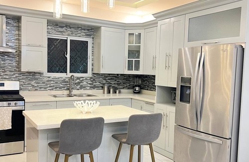 Barrio Las Yaguitas Villa | 5 Star Villa Near Airport and Beaches