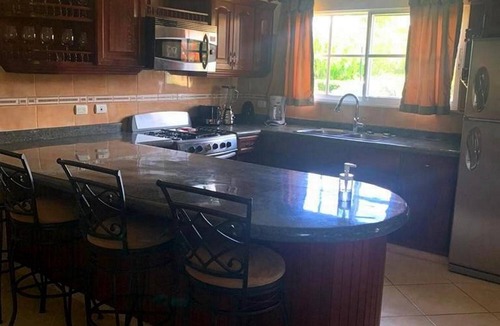Urbanizacion Tavarez Villa | 7BD kids-frendly complex, tennis/basket/football courts, playground, near beach