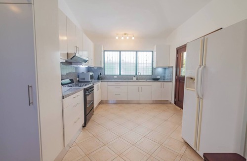 Sosua Apartment | 7br Massive Villa In Sosúa - 2mins From Nightlife!