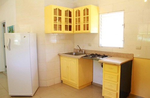 El Batey Villa | 9BD guest-friendly villa in El Batey, pool/Wi-Fi/cable TV/AC, near everything