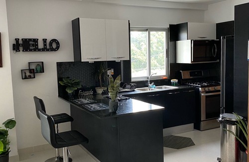 Bella Vista Apartment | A Piece of heaven right in the middle of the city.
