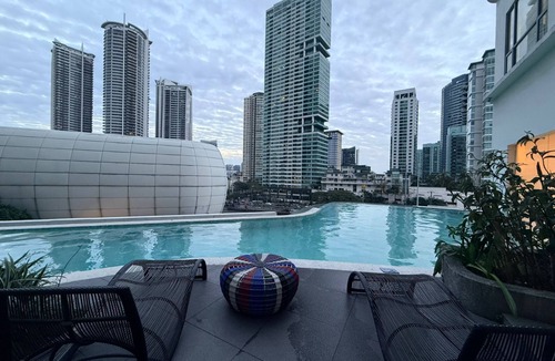 Plainview Condo | Acqua Novotel Suites w/Rockwell View