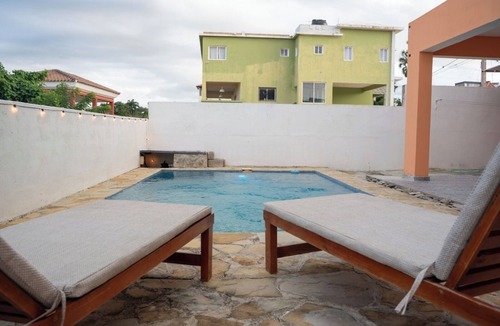 Residencial El Doral House | Ada’s Tropical Getaway Pool + Wifi Near Beach 3-bedroom house in superb El Doral