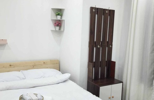 Ortigas Center Condo | ADB tower Netflix Pool Gym 22m