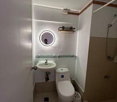 Santa Cruz Apartment | Affordable 1BR condo Loft AVIDA free parking San Lazaro