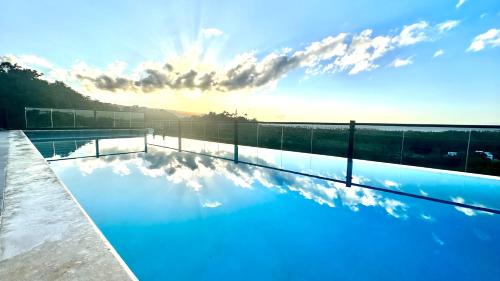 La Ceiba Apartment | All-New Zen Apartment with TreeTops and Ocean Views !