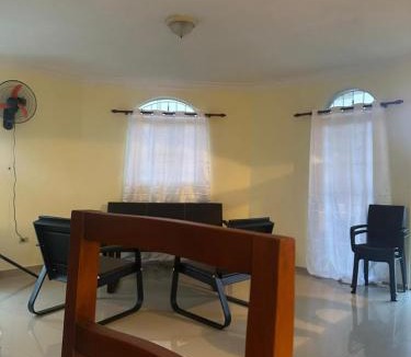 Centro Apartment | Alojamiento en Miches - La bebida tiene costo adicional