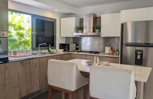 La Iglesia Apartment | Amaré - beachfront and pool