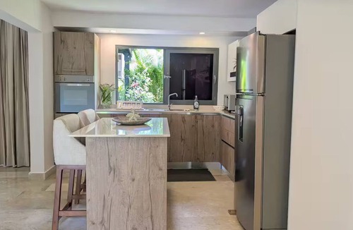 La Iglesia Apartment | Amaré - beachfront and pool