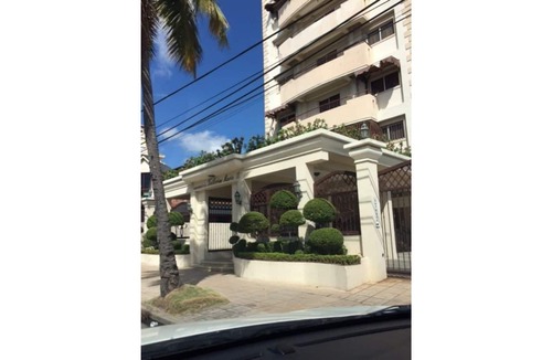Bella Vista Apartment | Amazing & Affordable Santo Domingo