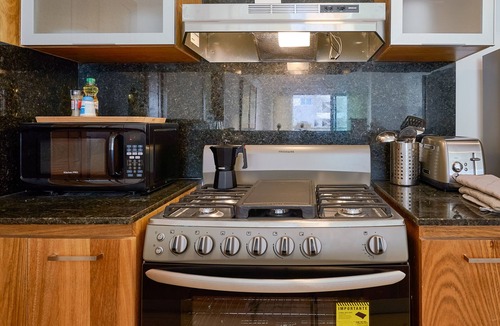La Julia Apartment | Amazing Harmony Apt 18FLR in LaJulia @Pool*Gym*Spa
