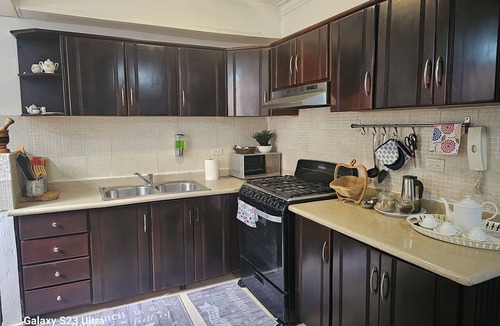 Altos de Arroyo Hondo Apartment | Apt in Santo Domingo, 3 bed, 2 free parks, WIFI/Close to the American embassy.