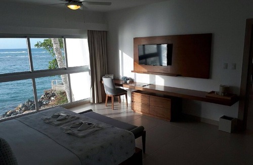 Cabarete Resort | Award-Winning Beachfront Resort Penthouse | Pools, Dining & Kite Beach