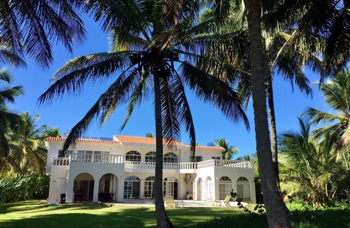 Baoba del Pinar Villa | Baoba Breeze Villa oceanfront & secluded Beach! Seasonal availability!
