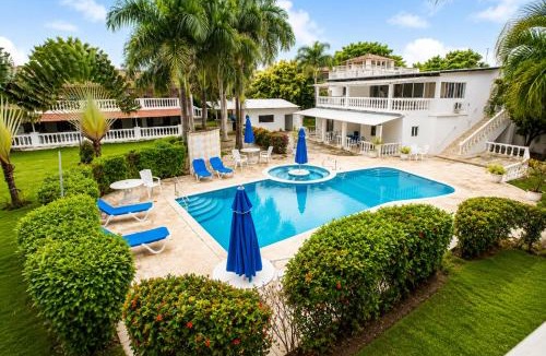 Villas Ana Maria Hotel | Bay City Condos by Linkzup