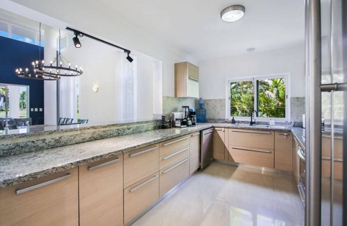 Bavaro Villa | BBuganvilla 388: Modern Cocotal Villa w/Pool, Jacuzzi & Staff