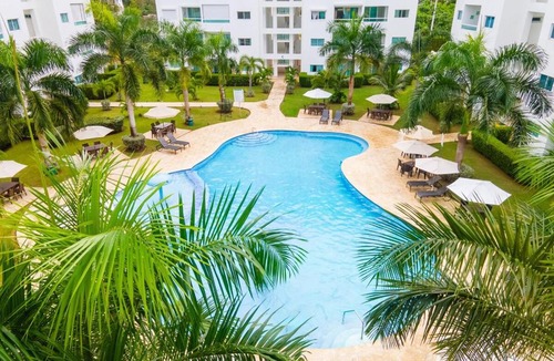Villas Del Mar Apartment | Beach Escape -Pool Patio -Free Parking -Pets
