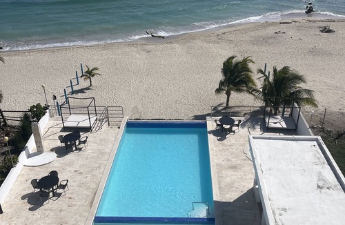 Mar De Sol House | Beach front apartment with spectacular views.