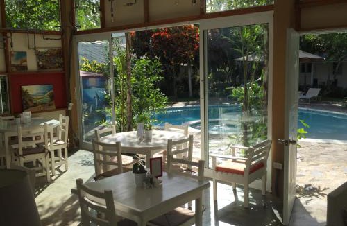 La Iglesia Hotel | Beach Hotel Casa Nina