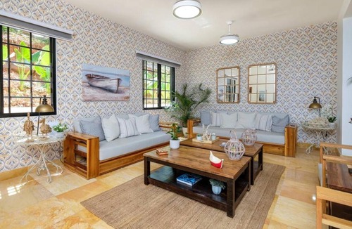 La Iglesia House | Beach & Mountain Villaterrenaspoolbbq6Br