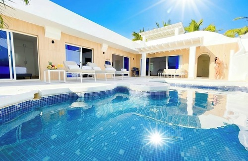Punta Cana House | Beach Villa | 6 BR | 2 Private Pools | Daily Maid