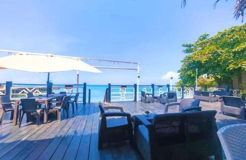 Sabana Palenque Villa | Beachfront Serenity Villa with Pool, AC, 1 min from the the beach, Jacuzzi, Wifi