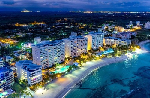 Villas Del Mar Apartment | Beachfront | 220M2| AmazingView| Pool-Gym-FastWifi